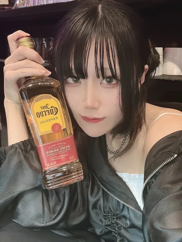 よる